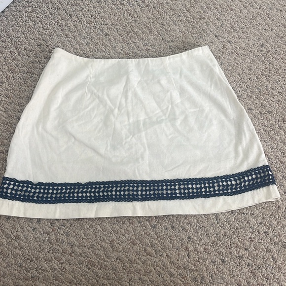 Moon River linen skirt - Picture 3 of 3